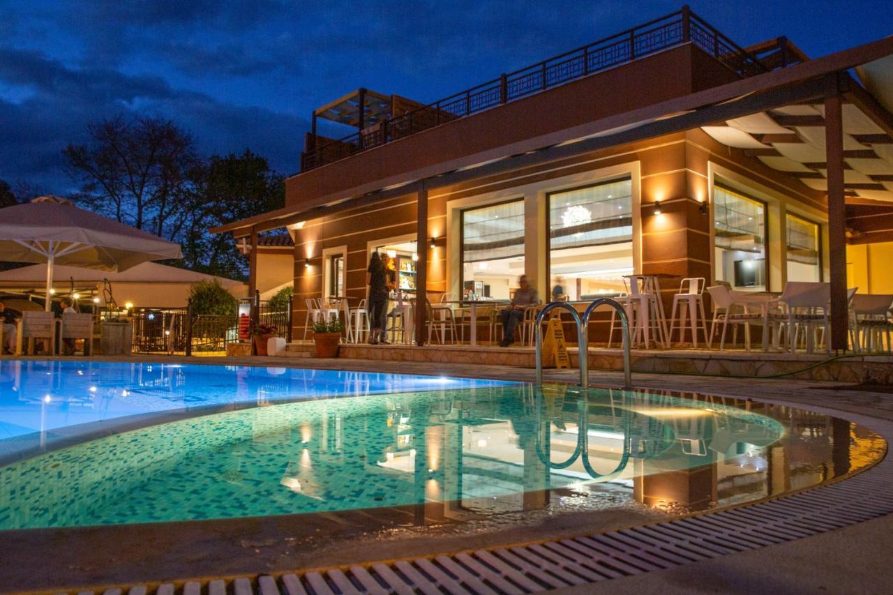 Riviera Perdika Hotel ภายนอก รูปภาพ